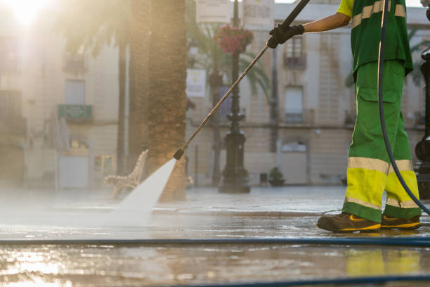 Best Commercial Building Pressure Washing  in Holcom, KS